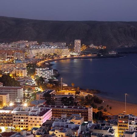 Fabulous 2-Bedroom Apartment Right On The Beach Of Los Crstianos Арона Экстерьер фото