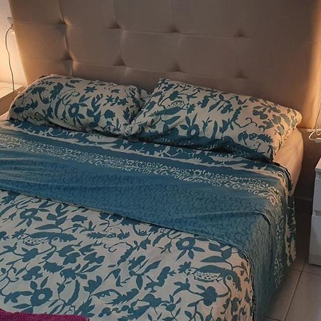 Fabulous 2-Bedroom Apartment Right On The Beach Of Los Crstianos Арона Экстерьер фото