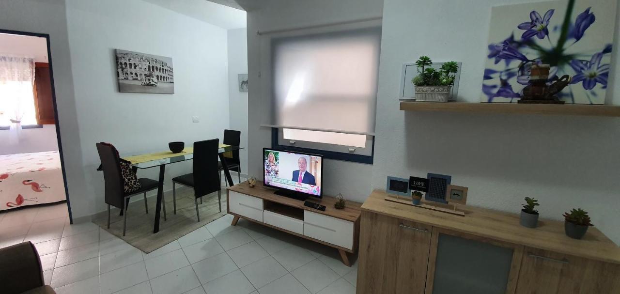 Fabulous 2-Bedroom Apartment Right On The Beach Of Los Crstianos Арона Экстерьер фото