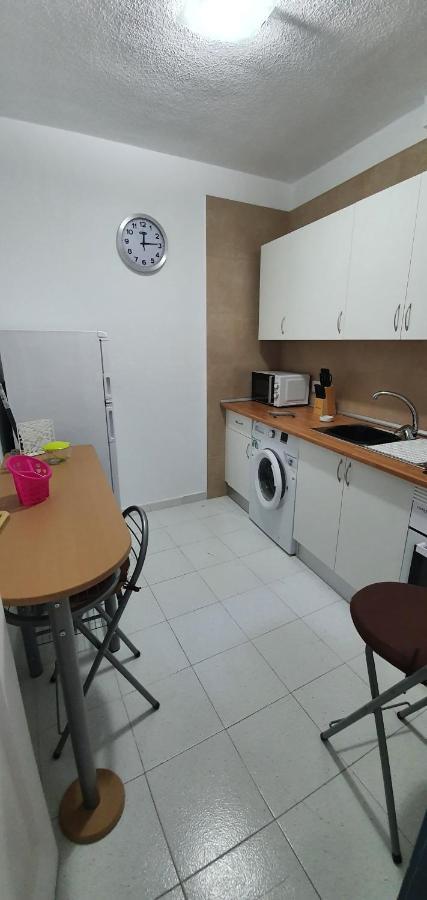Fabulous 2-Bedroom Apartment Right On The Beach Of Los Crstianos Арона Экстерьер фото